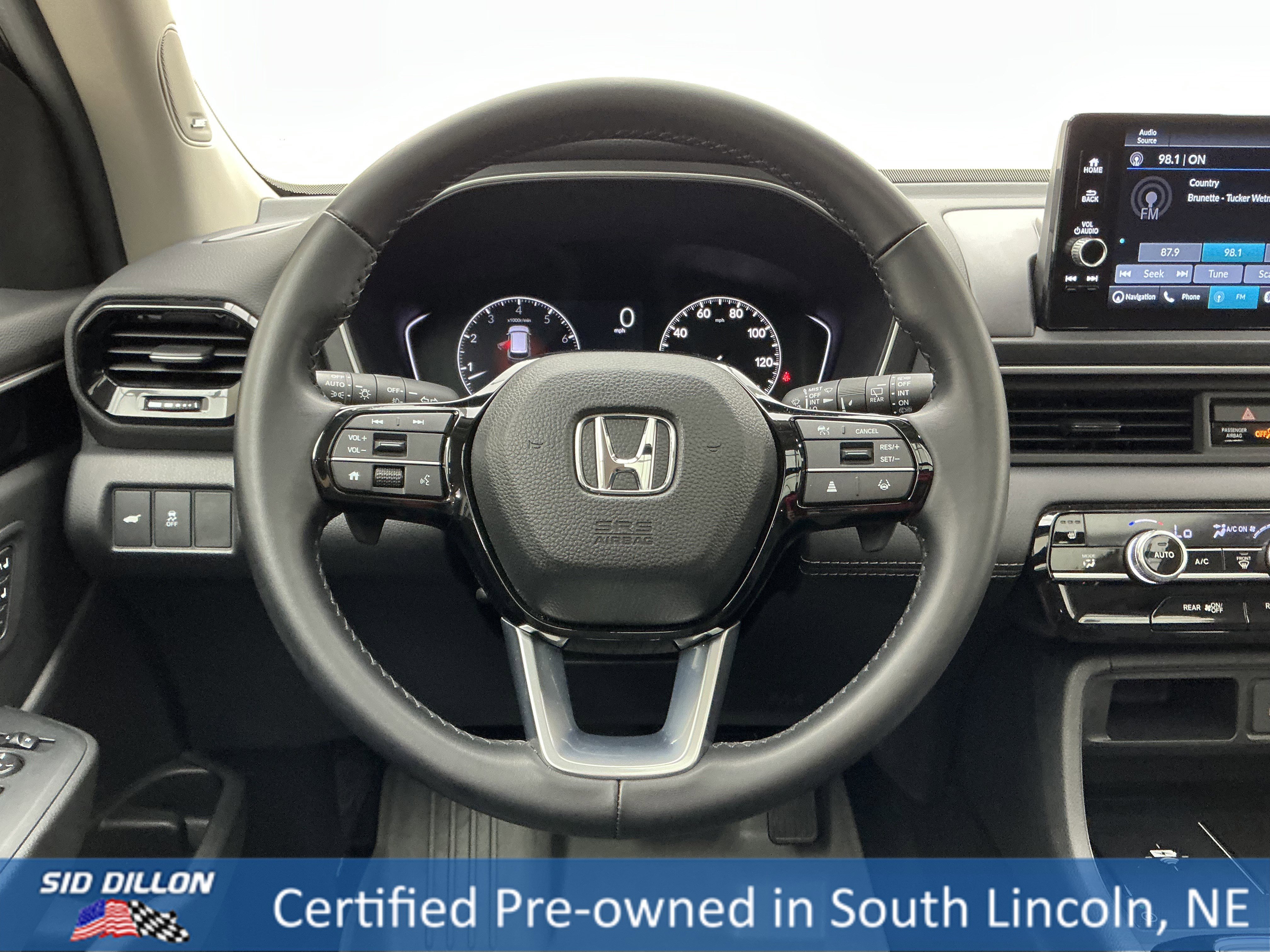 Certified Used 2025 Green Honda Touring image 21