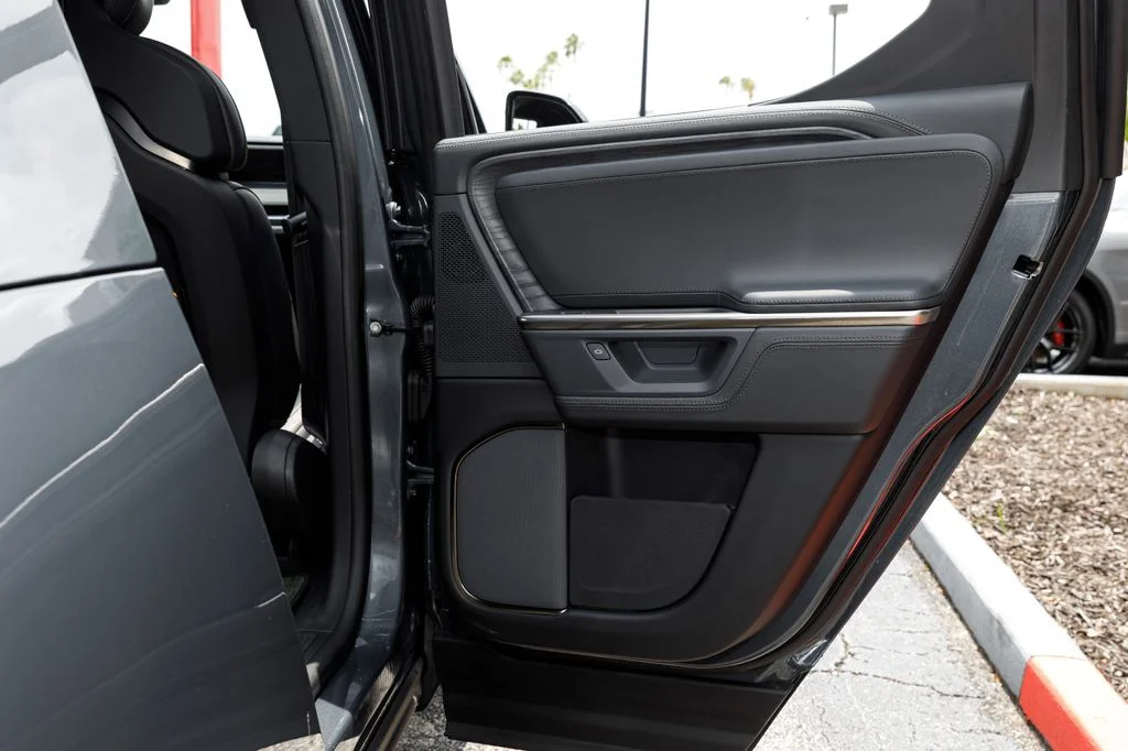 Used 2025  Rivian Adventure Dual Motor Large Pack image 13