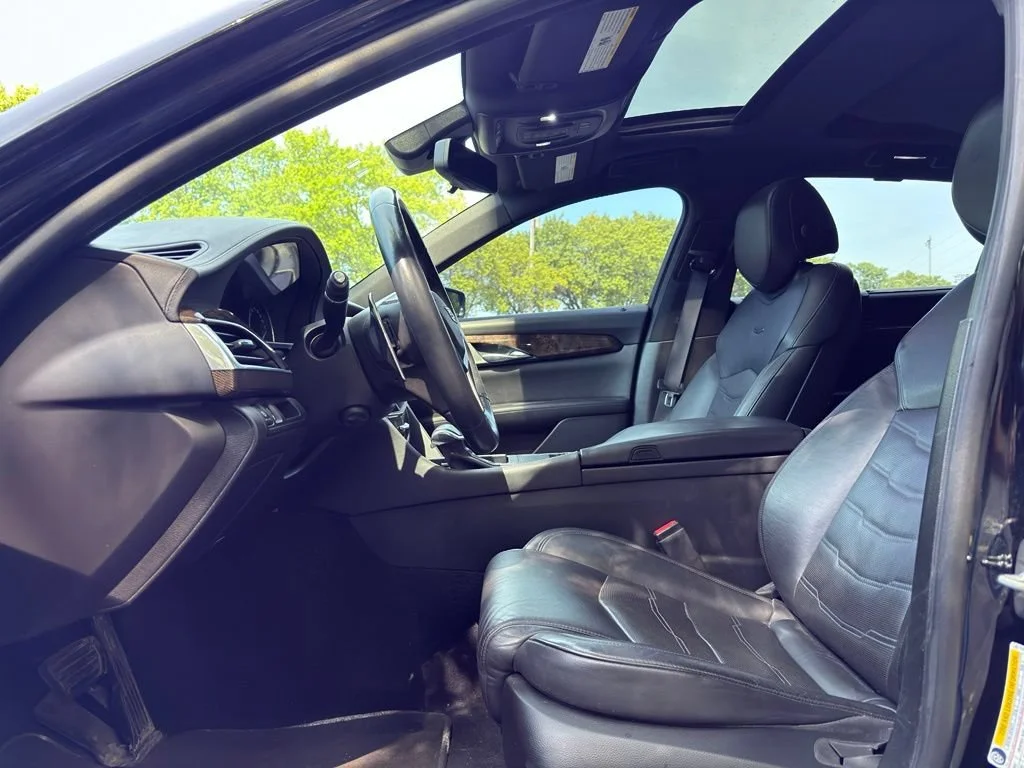 Used 2016 Cadillac CT6 Luxury with VIN 1G6KE5R62GU166007 for sale in Wellington, OH