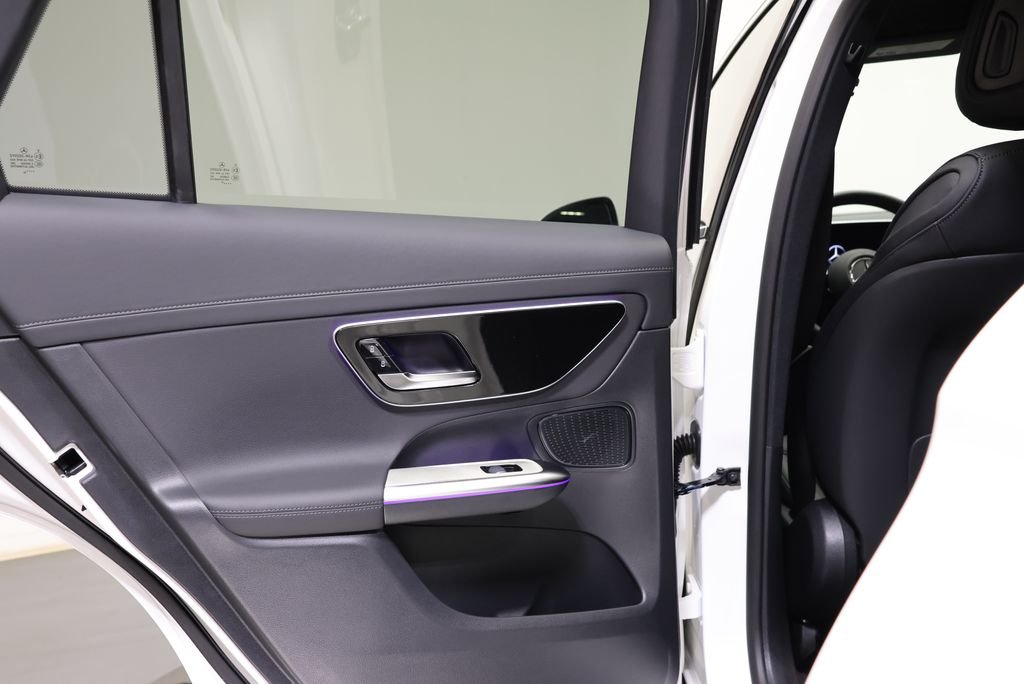 New 2026 Polar White Mercedes-Benz GLC 300 Coupe image 38