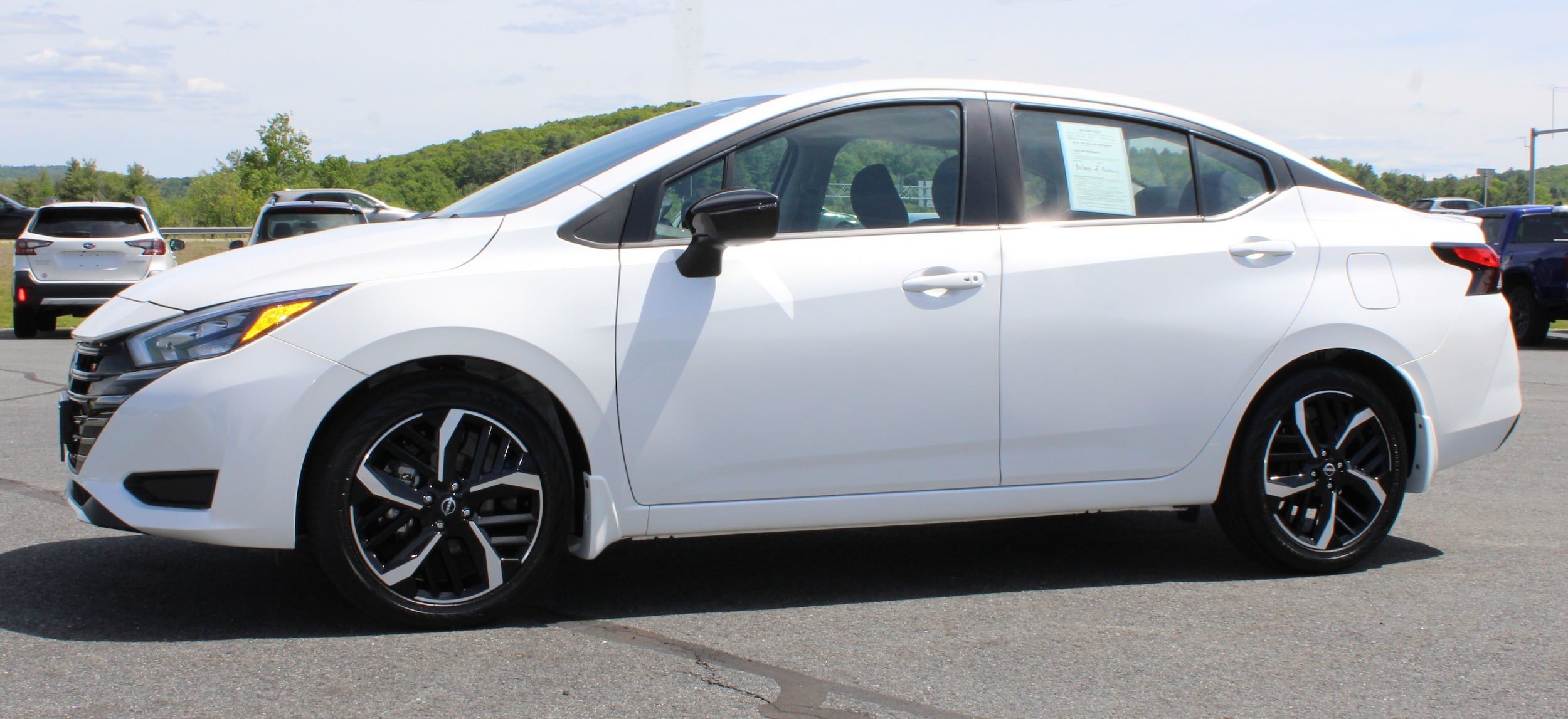 Used 2025 Aspen White Tricoat Nissan SR image 14