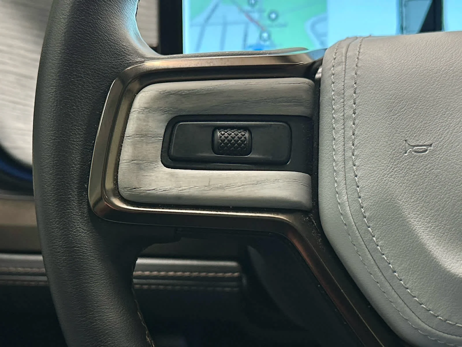 Used 2025 Storm Blue Rivian Ascend image 27