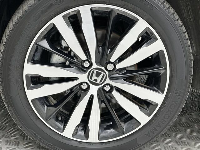 Used 2018 Silver Honda EX-L image 10