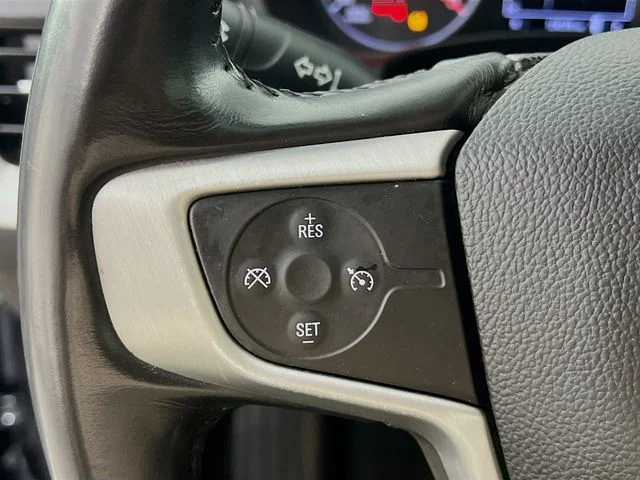 Used 2018 Black GMC SLE image 13