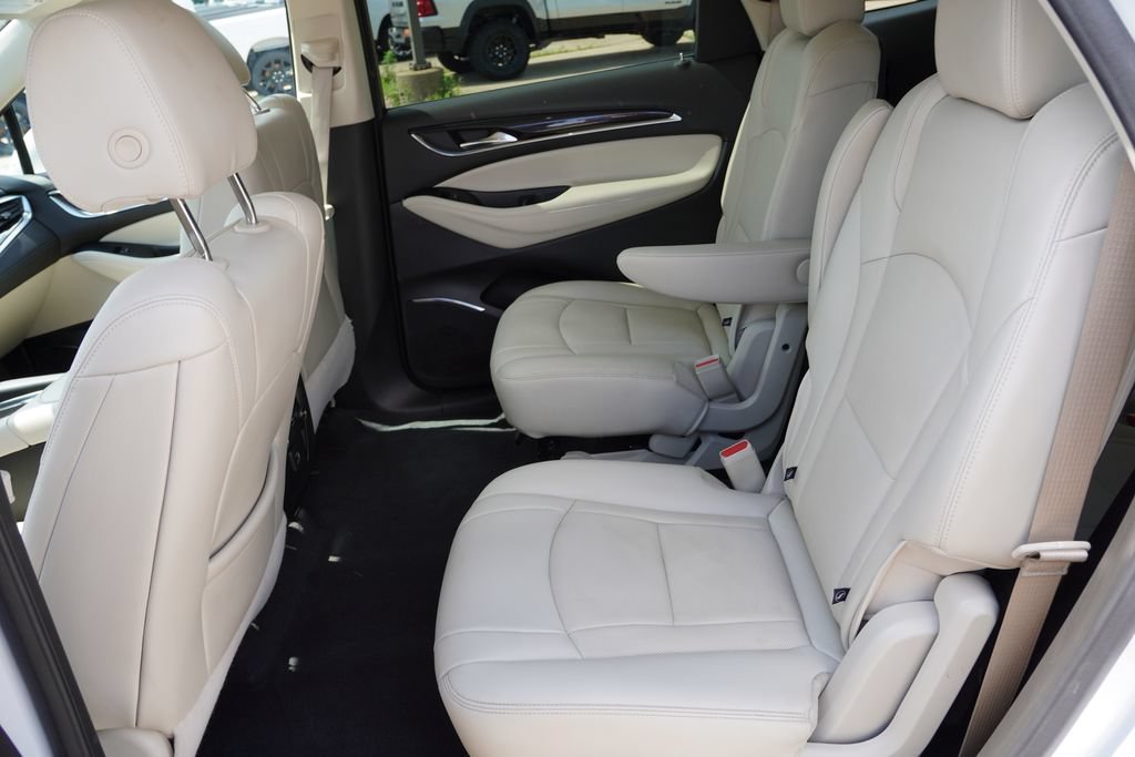 2024 Buick Enclave Essence - Photo 17