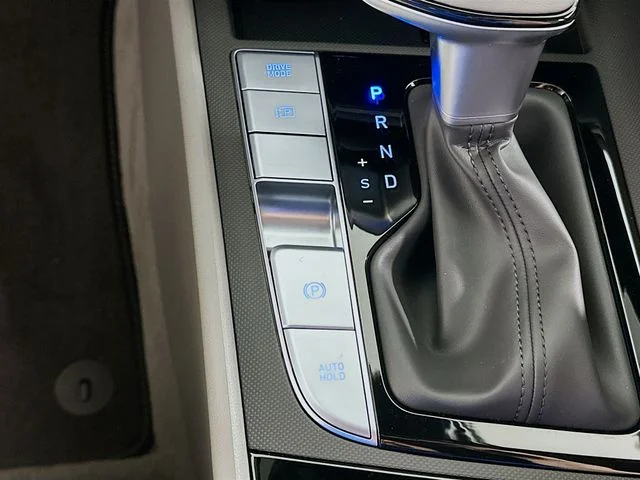 New 2026 Hyundai ELANTRA SEL Sport
