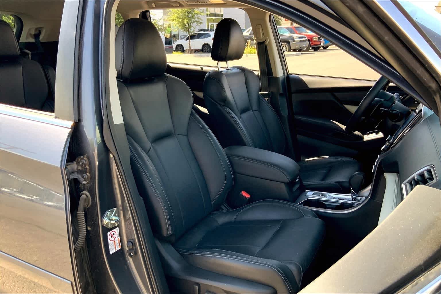Used 2020 Magnetite Gray Metallic Subaru Limited image 8