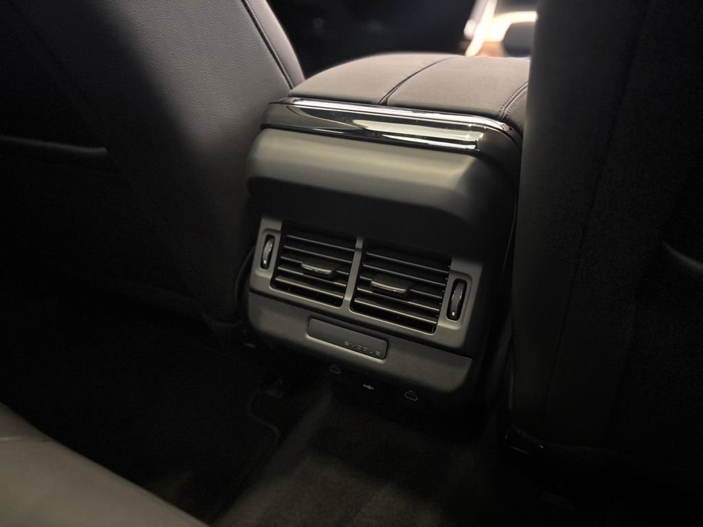 New 2026 Arroios Grey Land Rover S image 16