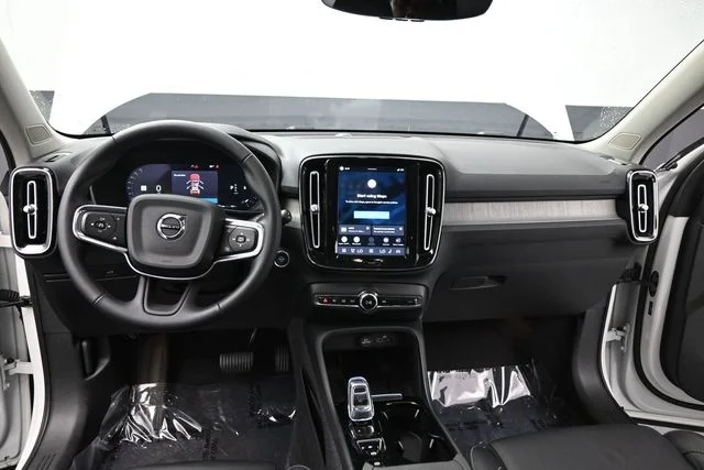 Used 2023  Volvo Ultimate image 16