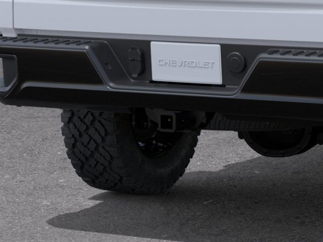 New 2026 Summit White Chevrolet Custom Trail Boss image 15
