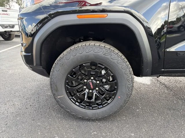 New 2026 Onyx Black GMC Elevation image 34