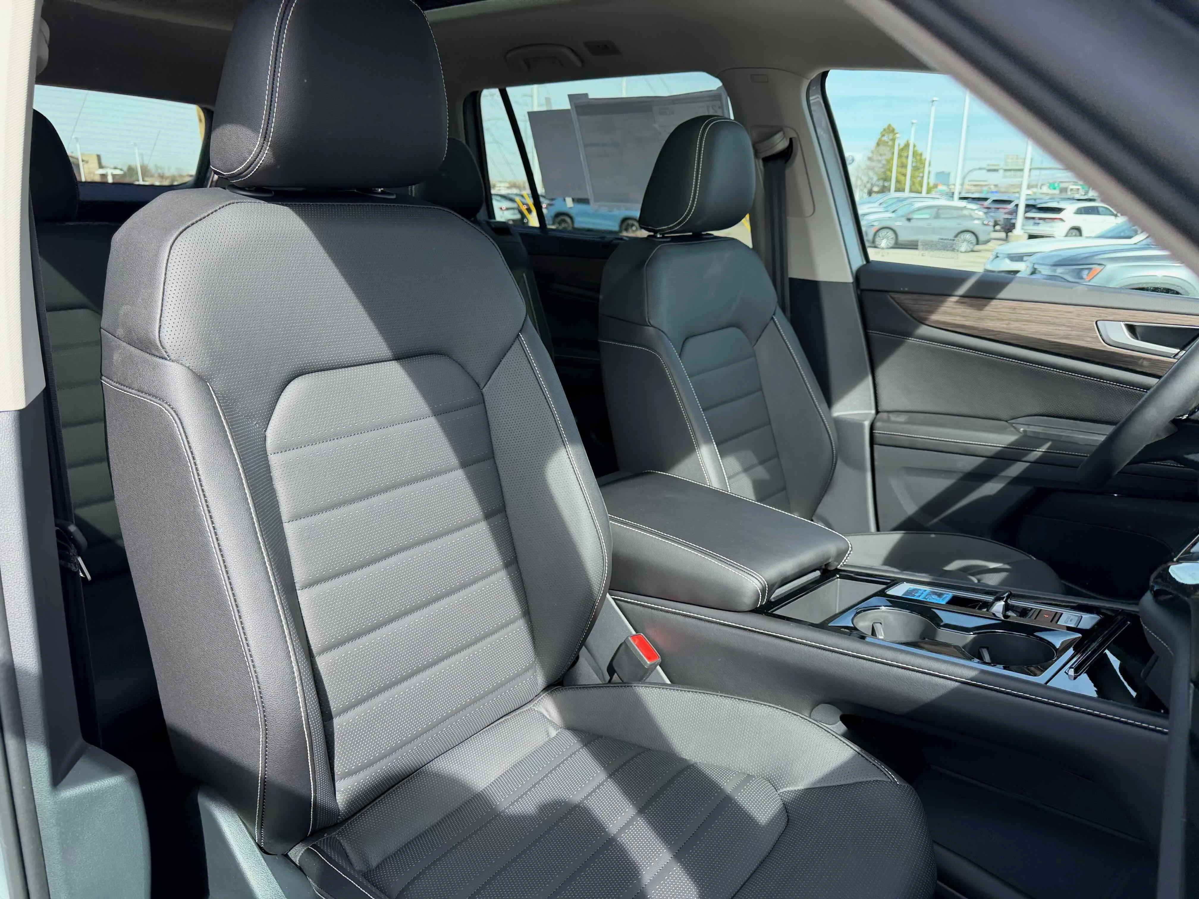 New 2026 Silver Mist Volkswagen 2.0T SEL image 32