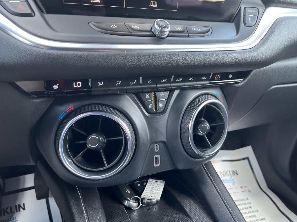 Used 2024 White Chevrolet LT image 19