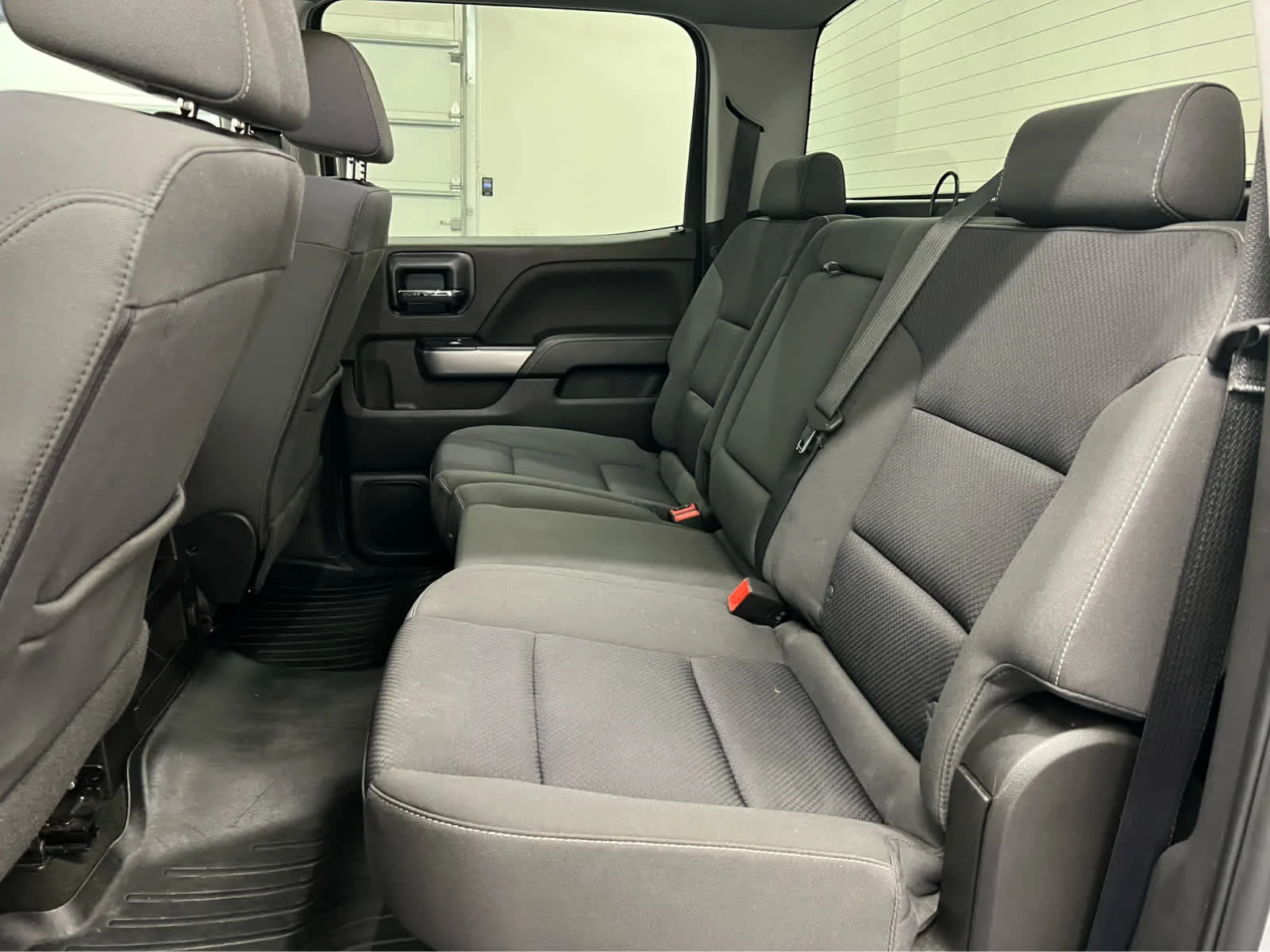 Used 2018 Silver Ice Metallic Chevrolet LT image 26