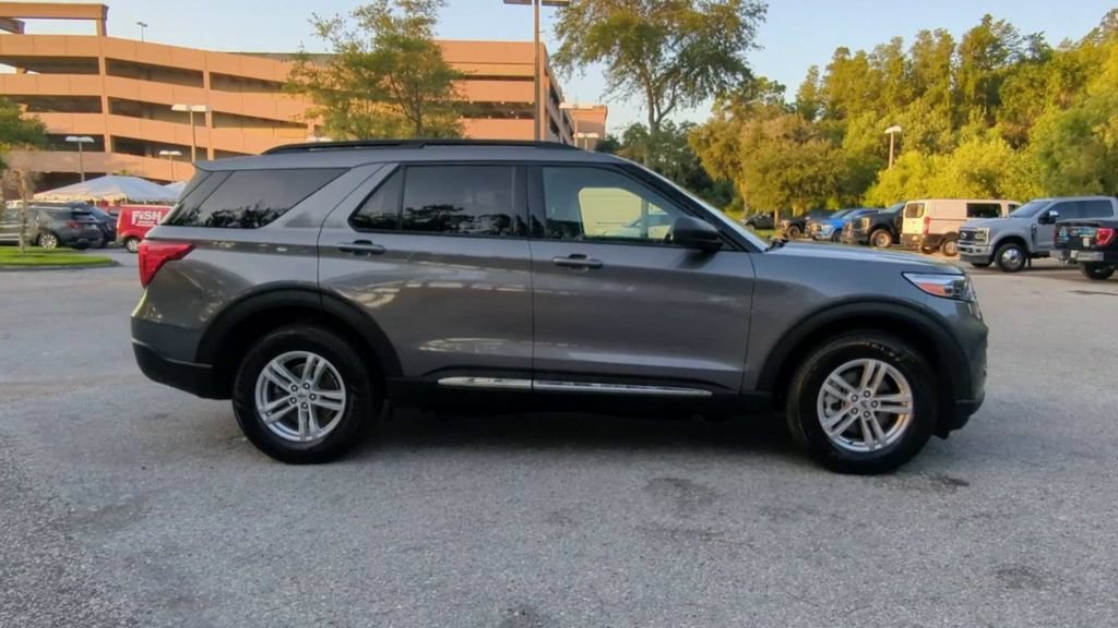 Used 2023 Carbonized Gray Metallic Ford XLT image 30
