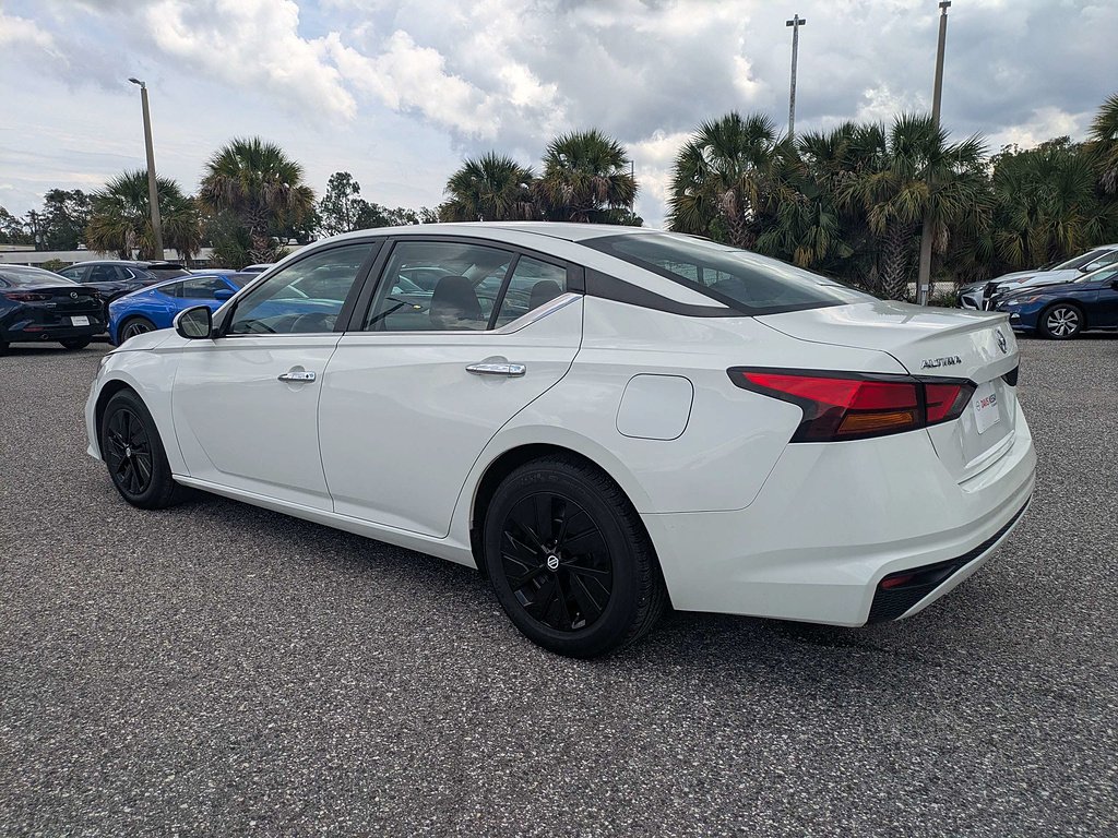 2022 Nissan Altima S - Photo 5