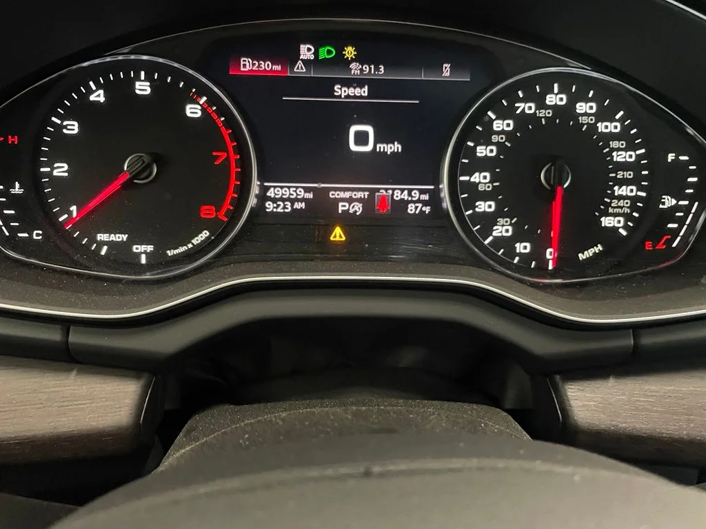 Used 2022 Silver Audi 40 Premium image 7