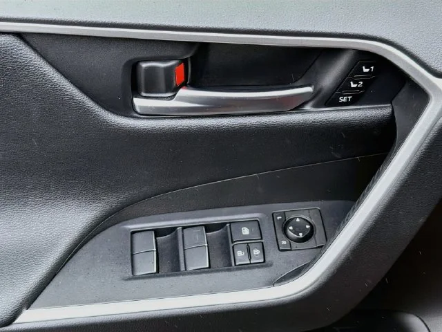Used 2020 Red Toyota Limited image 19