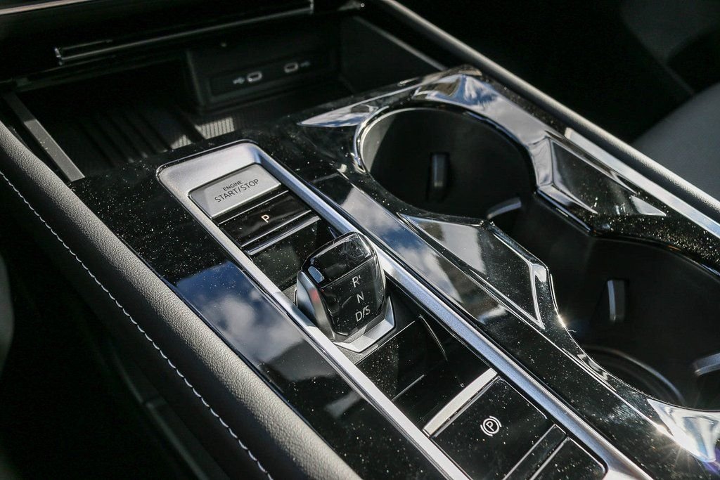 2026 Volkswagen Atlas SE w/Tech - Photo 27