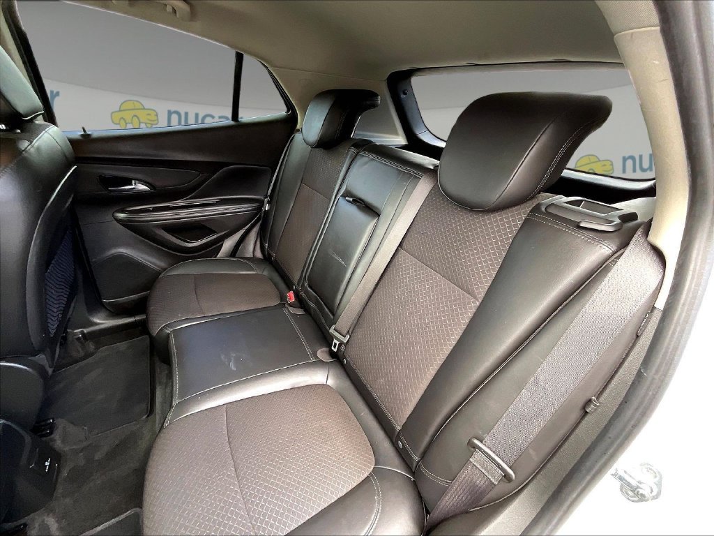 Used 2020 Summit White Buick Preferred image 14