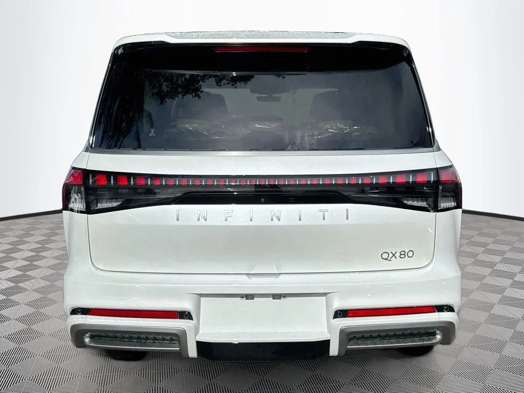 New 2027 RADIANT WHITE INFINITI Luxe 2WD image 6