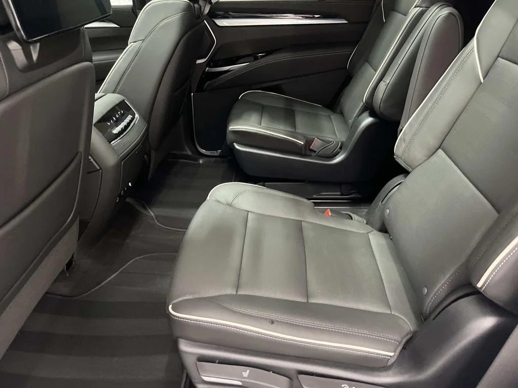 Used 2025 Crystal White Tricoat Cadillac Sport image 12