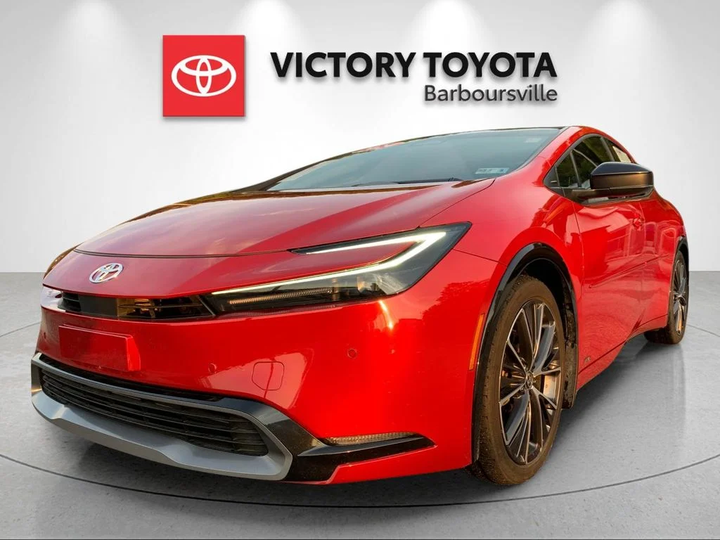 Used 2024 Red Toyota XLE image 1