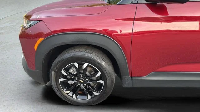 Used 2023 Crimson Metallic Chevrolet LT image 33