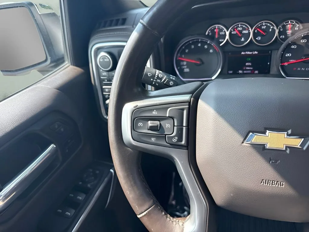 Used 2020 SUMMIT WHITE Chevrolet LTZ image 15