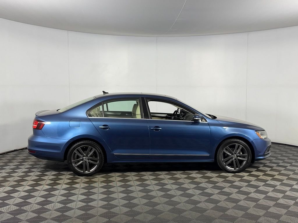 Used 2018 Blue Volkswagen 1.8T SEL image 5