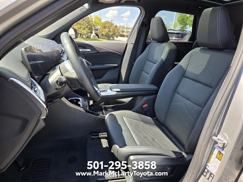 Used 2025 SPACE SILVER METALLIC BMW XDRIVE28I SPORTS ACTIVITY VEHICLE image 9