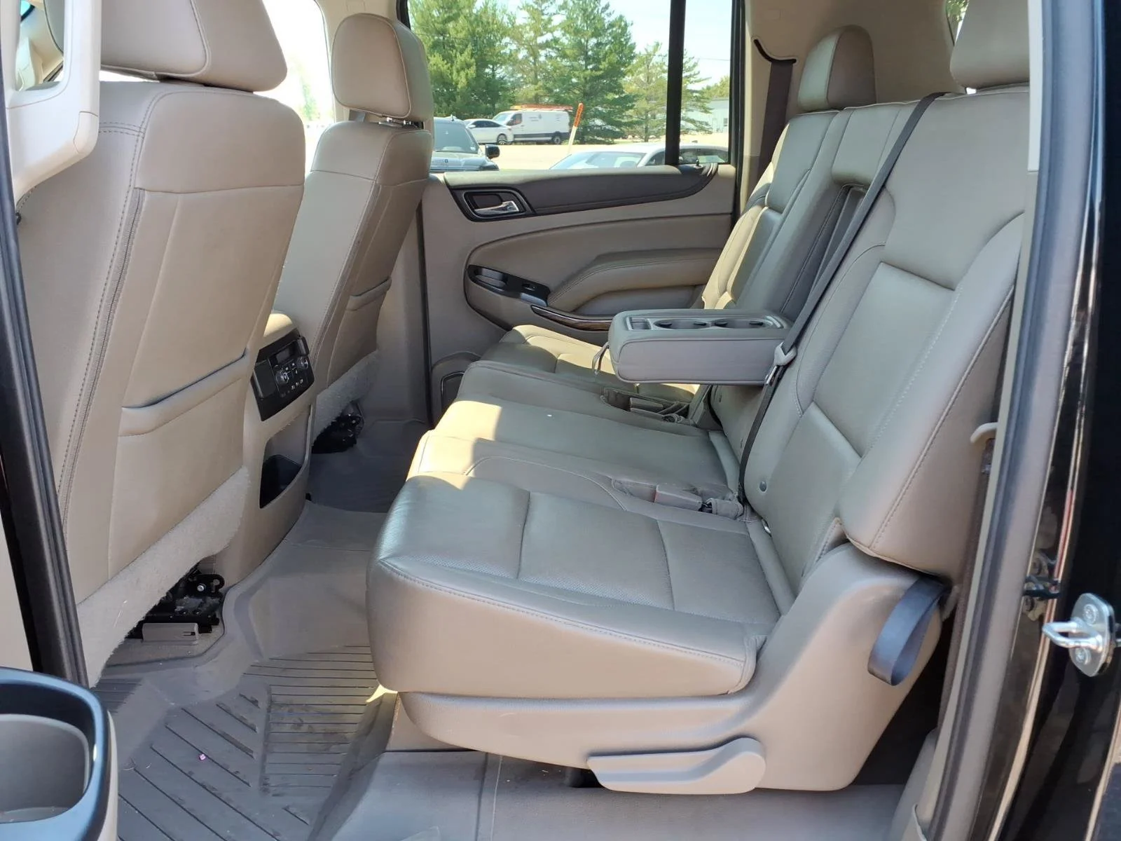 Used 2020 Onyx Black GMC SLT image 22