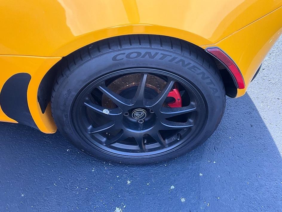 Used 2005 Yellow Lotus Base image 28