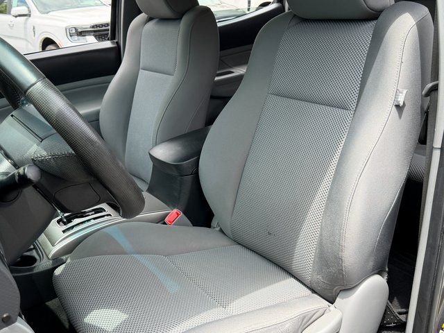 Used 2014 Gray Toyota Base image 13
