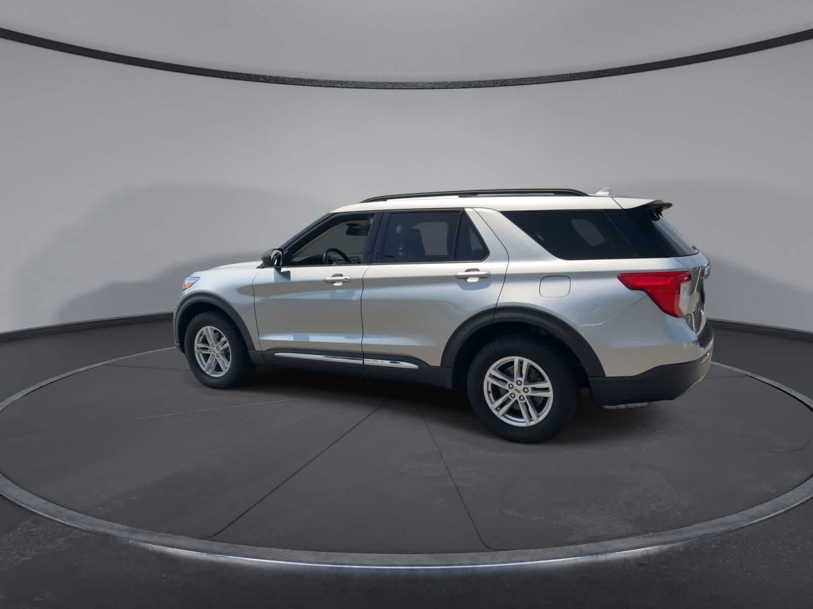 Certified Used 2020 Iconic Silver Metallic Ford XLT image 6