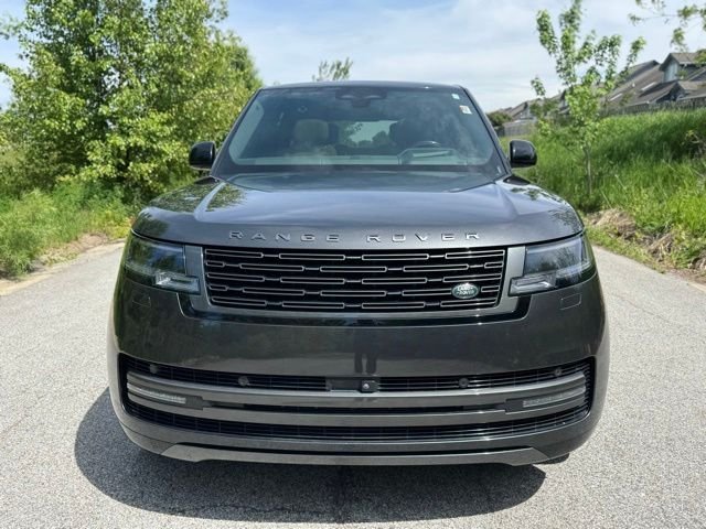 Used 2024 Carpathian Gray Premium Metallic Land Rover Autobiography image 3