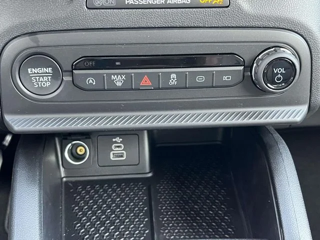 New 2026 Carbonized Gray Metallic Ford Outer Banks image 18