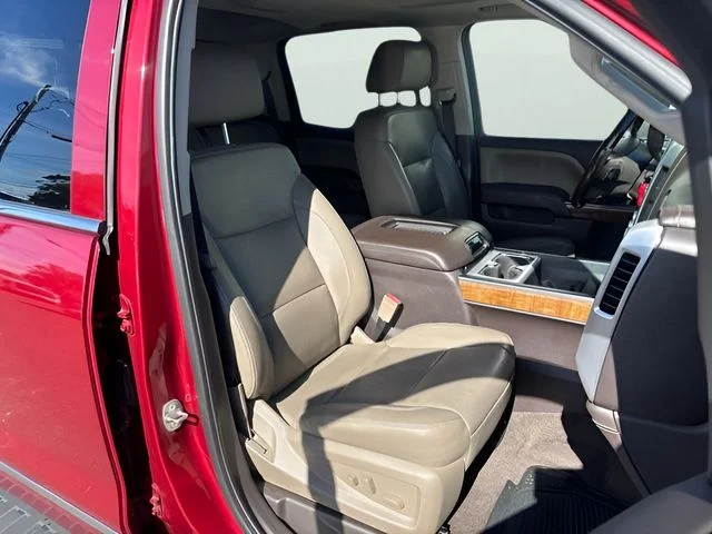Used 2018 Red GMC SLT image 15