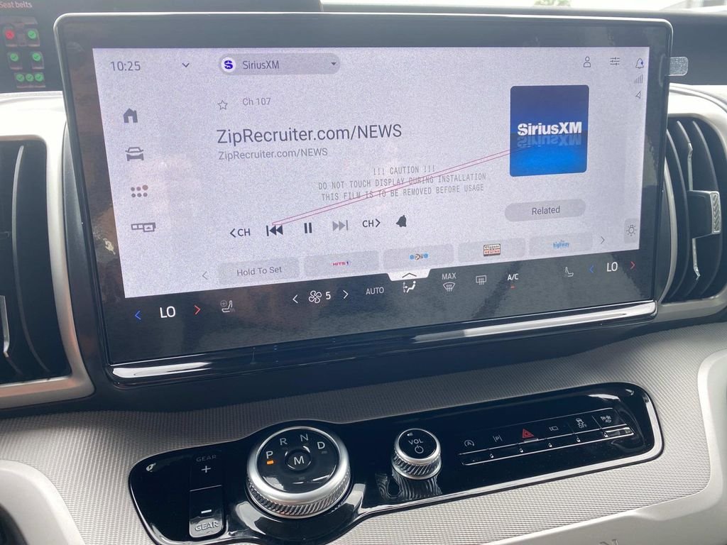 New 2026 Star White Metallic Tri-Coat Ford MAX Active image 14