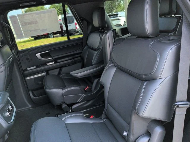 New 2026 Space Silver Metallic Ford Platinum® image 14