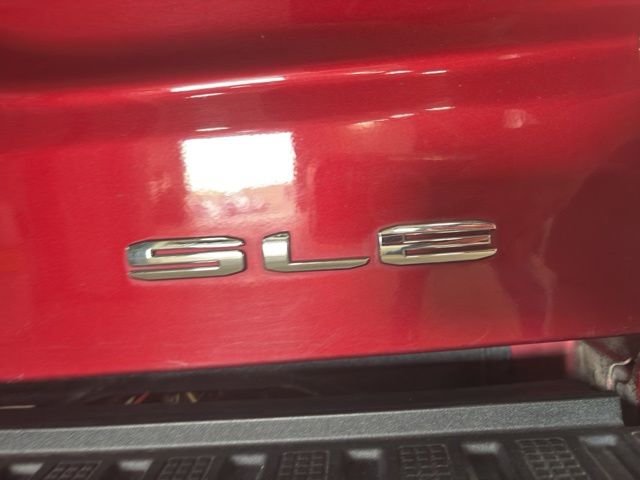 Used 2019 Red GMC SLE image 32