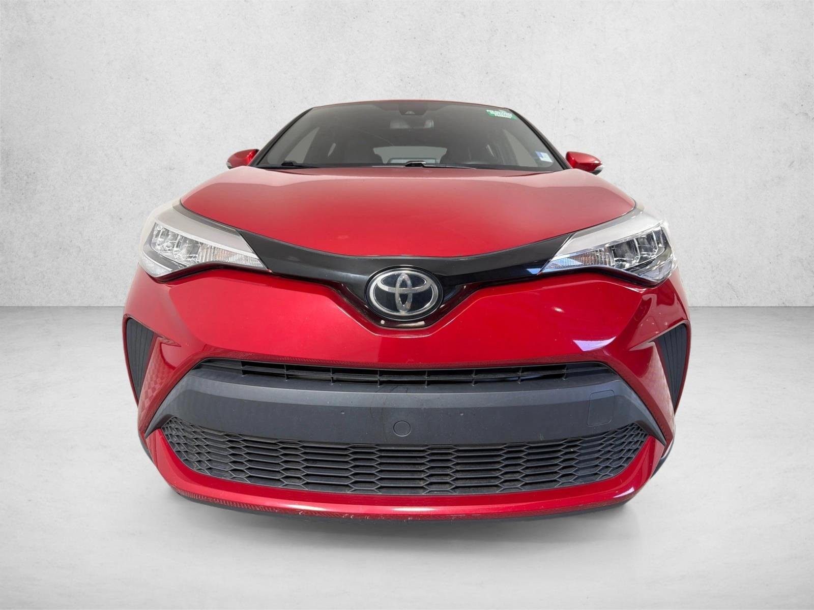 Used 2020 Supersonic Red Toyota XLE image 8