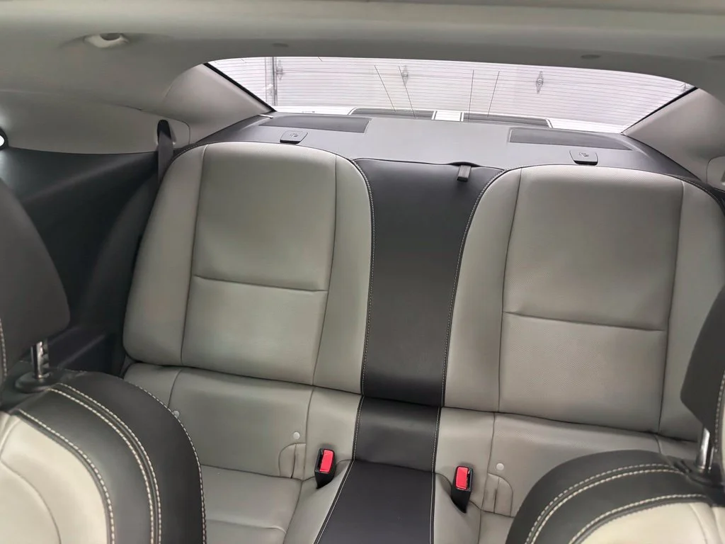 Used 2015 White Chevrolet 2LT image 32