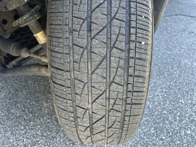 Used 2019 Black GMC SLE image 11