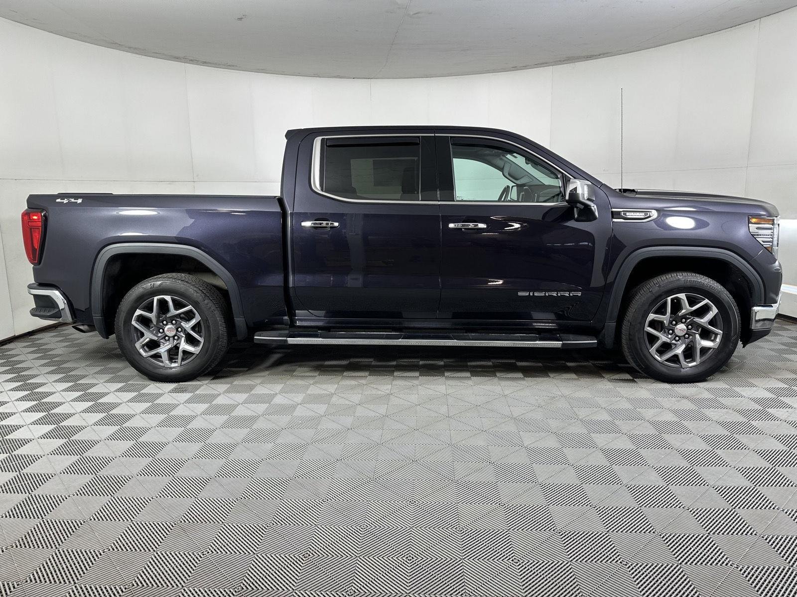 Used 2024 Titanium Rush Metallic GMC SLT image 15