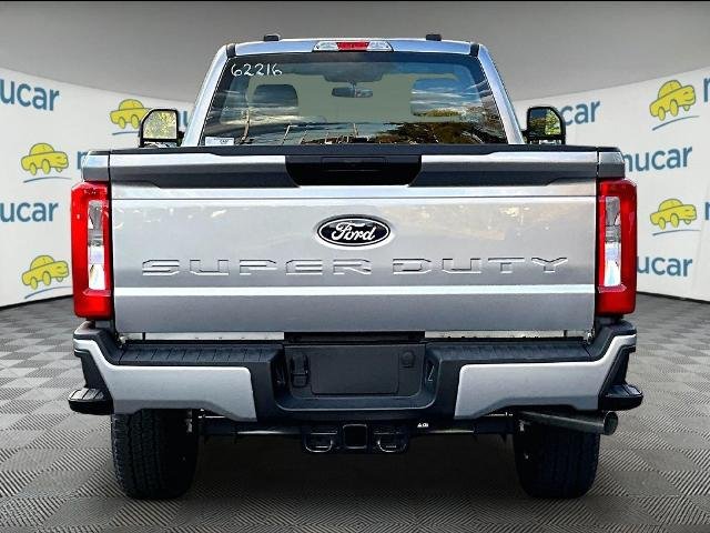 New 2027 Iconic Silver Metallic Ford XL image 19