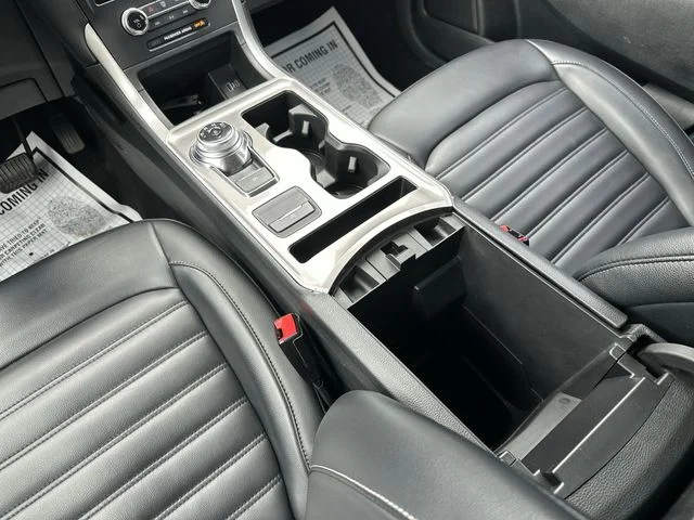 Used 2024 White Ford SEL image 23