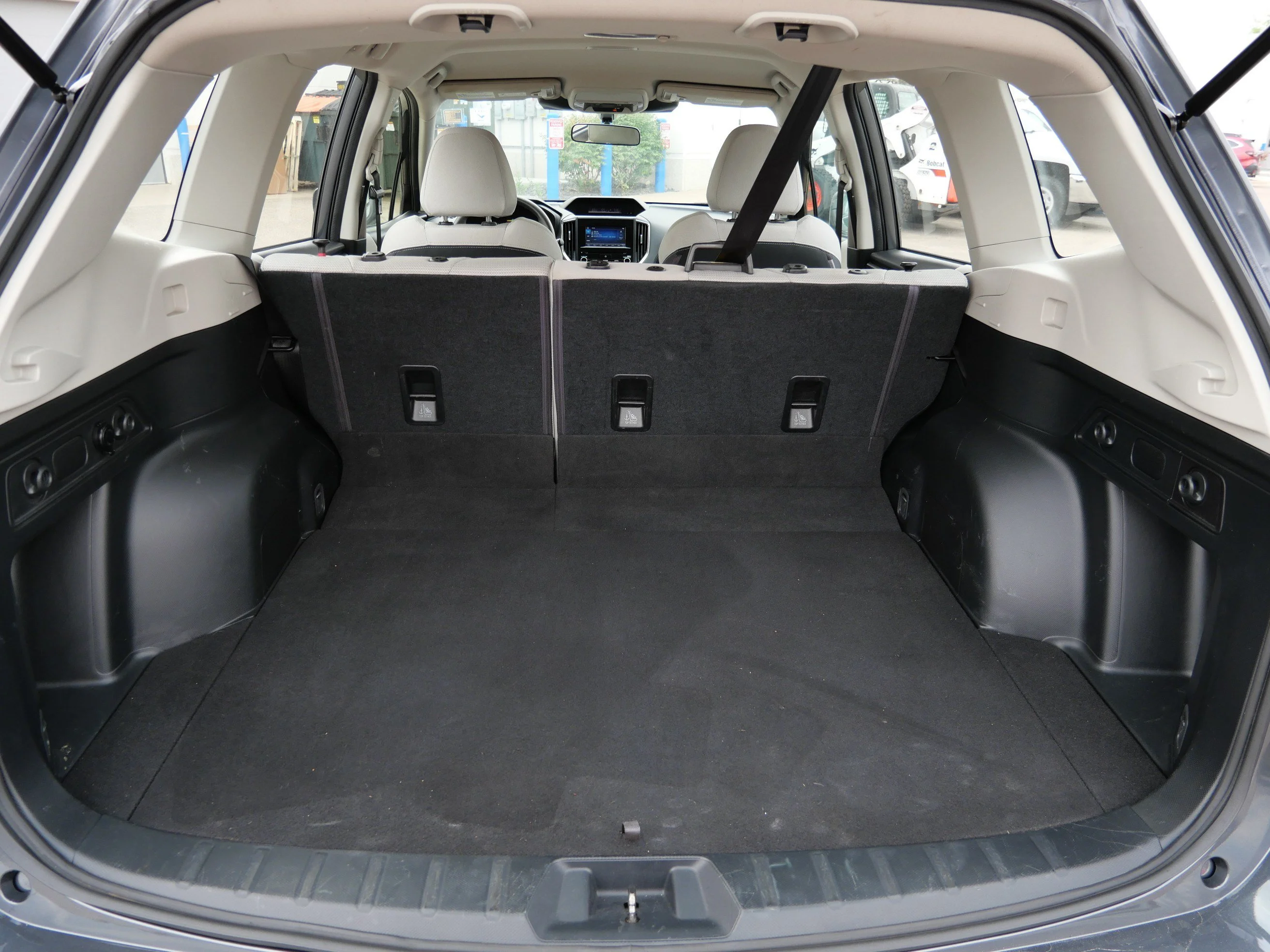 Used 2023 Magnetite Gray Metallic Subaru CVT image 18