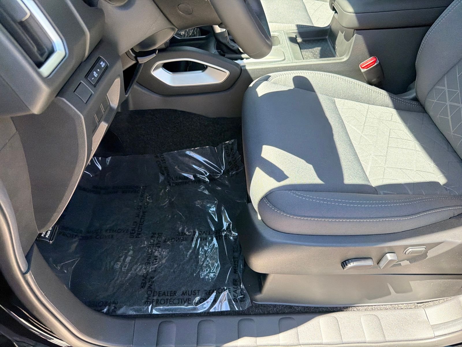 New 2026 Nissan Frontier SV 4D Crew Cab