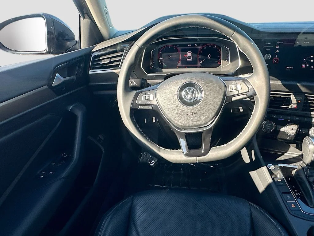 Used 2021 Black Volkswagen SEL Premium image 24